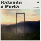 Batendo à Porta