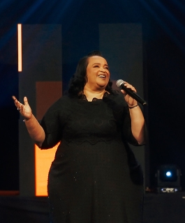 Miriam dos Passos